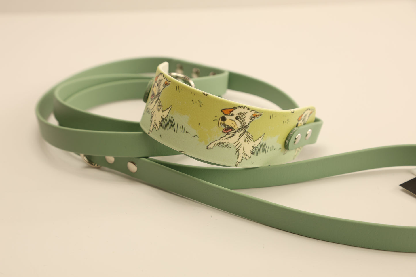 1 1/2" - 5/8" Running Dog Martingale Leash
