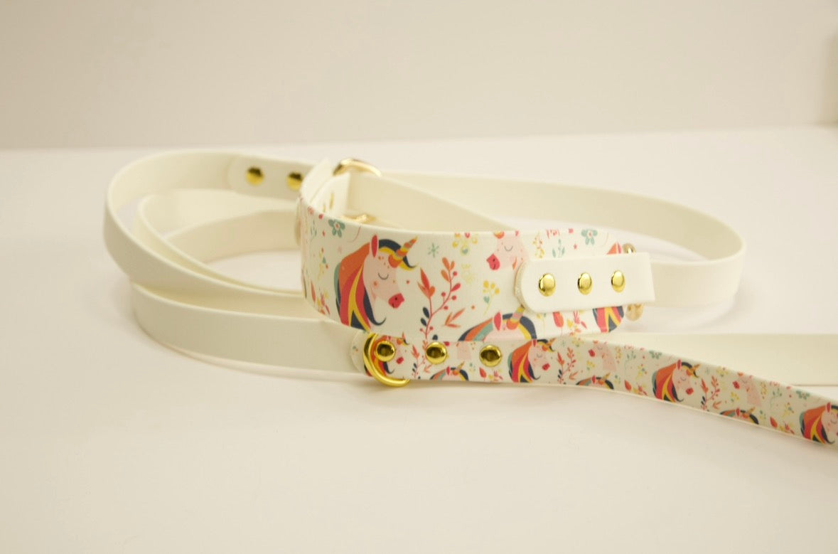 1 1/2" - 3/4" Pink Unicorn Martingale Leash